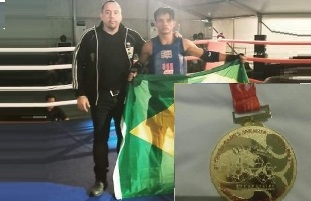 Brasileiro A� campeA?o Mundial de Muay Thai. Wellinton Rodrigues o a�?Pandeirinhoa�?