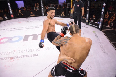 Jack Godzilla vence Toninho Fúria e conquista cinturão peso leve do Future MMA