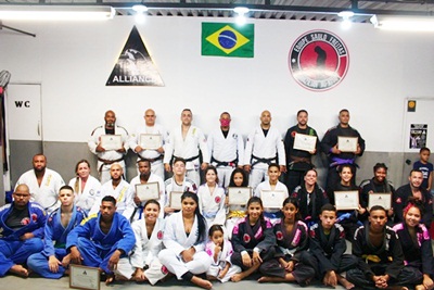 Escola de Lutas Saulo Freitas encerra 2020 com graduação do JIU-JITSU.