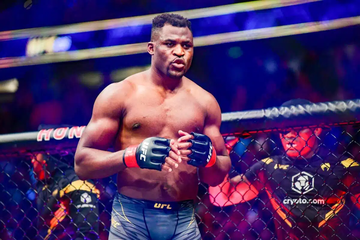 Fim da Espera: PFL anuncia retorno de Francis Ngannou contra Renan Problema.